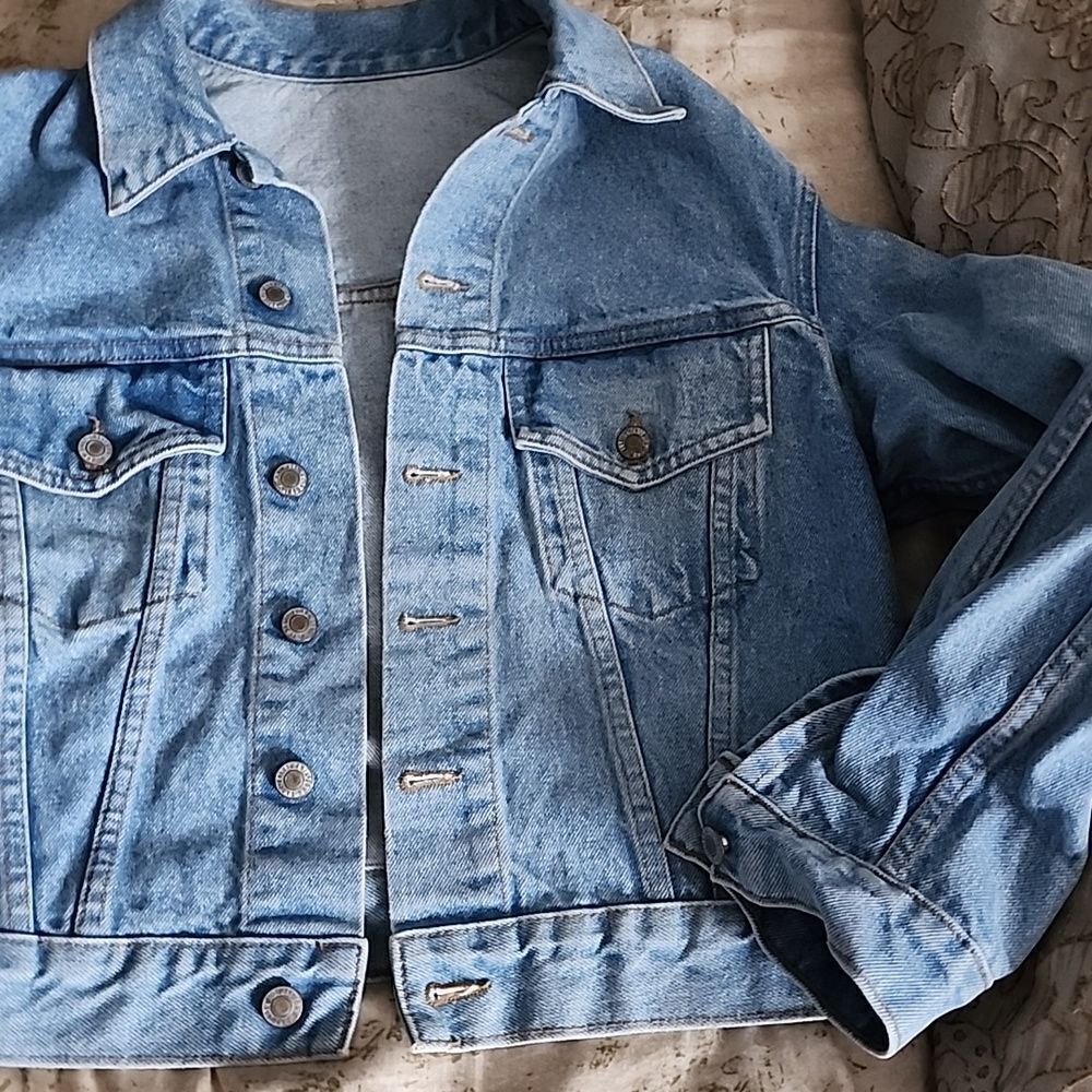 Vintage John Galt Cropped Blue Denim Jacket
